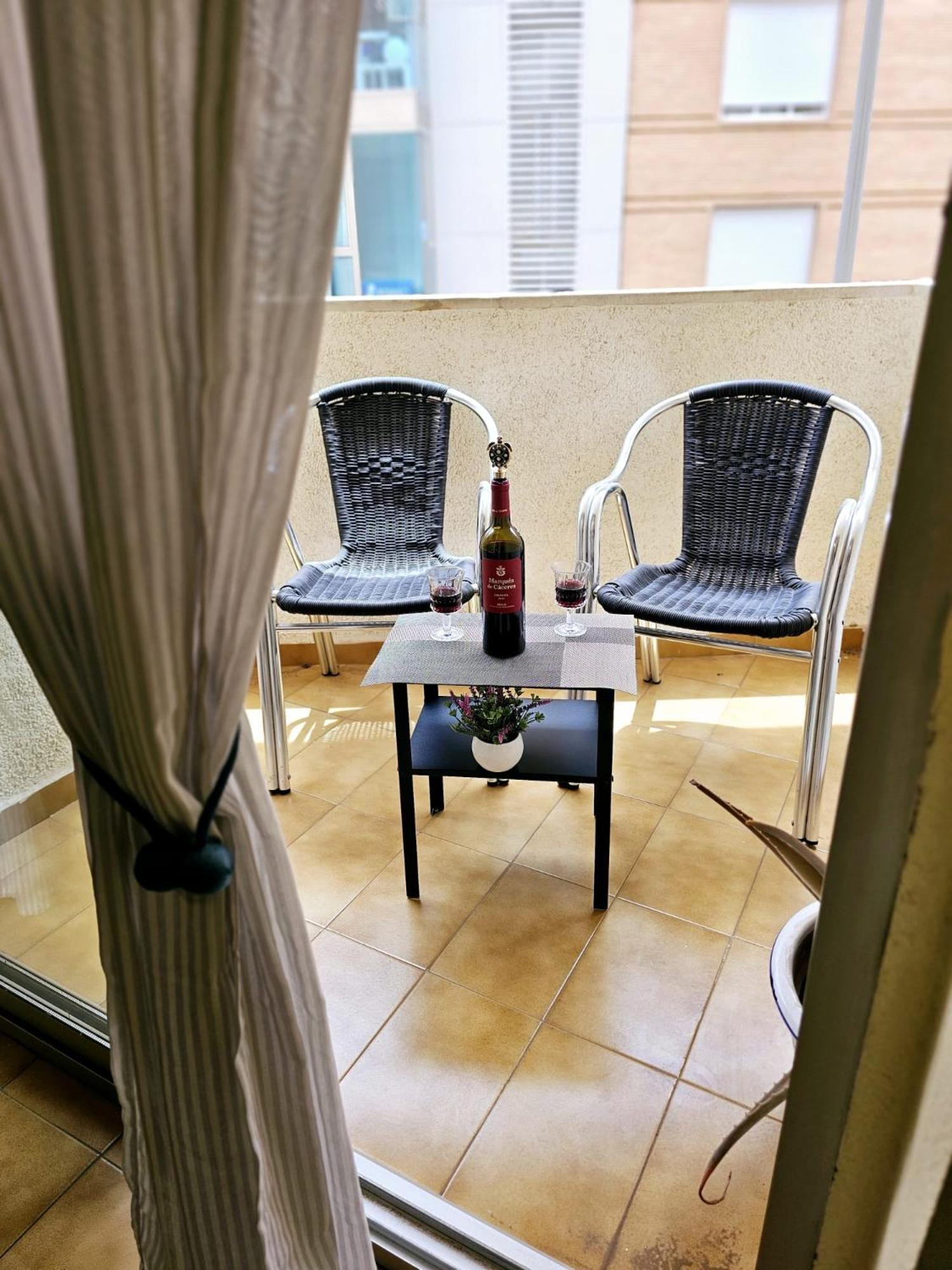 Apartamento Montserrat Almería Exterior foto